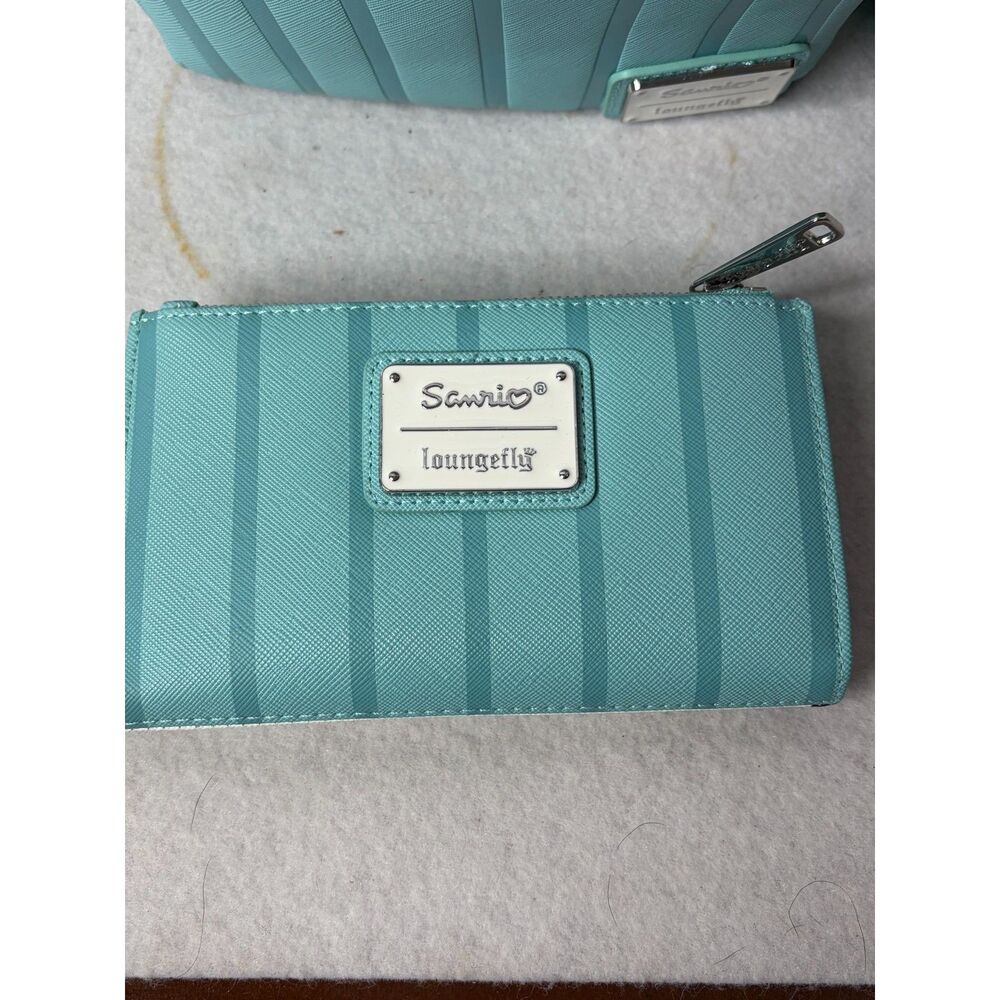 Loungefly Sanrio Hello Kitty cupcake mini backpack pastel colors and wallet - Picture 9 of 11